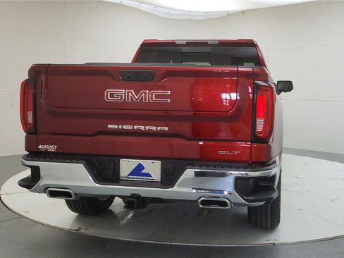 New 2026 GMC Sierra 1500 SLT w/ SLT Premium Package image 6