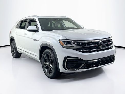Used 2022 Volkswagen Atlas Cross Sport SEL R-Line image 3