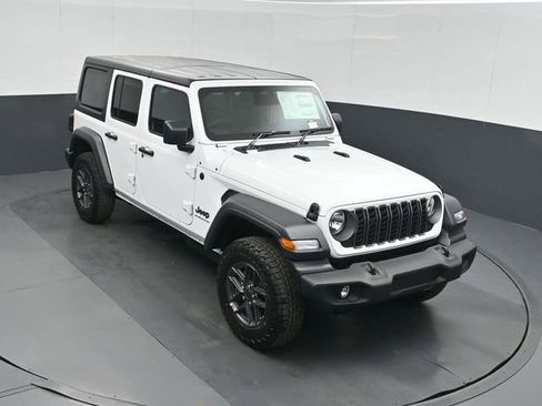 New 2026 Jeep Wrangler Unlimited Sport w/ Convenience Group AWD/4WD image 37
