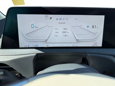 Used 2024 Kia EV6 Wind RWD image 11
