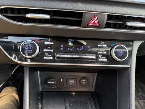 Used 2021 Hyundai Sonata Limited image 12