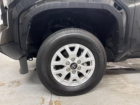Used 2024 Toyota Tacoma SR5 RWD image 20