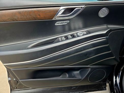 Used 2022 Genesis GV80 3.5T w/ Cargo Package image 31