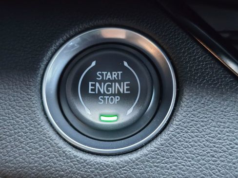 Used 2025 Buick Enclave Preferred FWD image 21