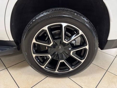 Used 2024 Chevrolet Tahoe RST w/ Luxury Package AWD/4WD image 28