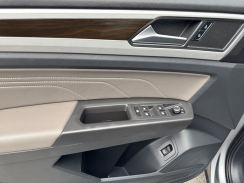 Used 2022 Volkswagen Atlas SE image 23