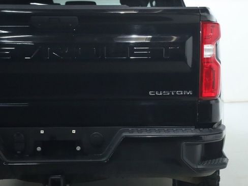 Used 2021 Chevrolet Silverado 1500 Custom image 44