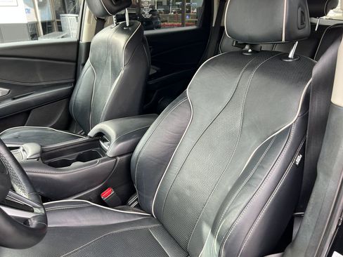 Used 2019 Acura RDX AWD w/ Advance Package image 16