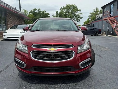 Used 2015 Chevrolet Cruze LT w/ Enhanced Safety Package FWD image 2