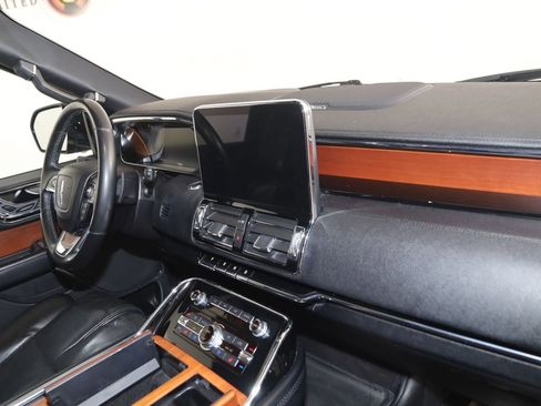 Used 2020 Lincoln Navigator L Reserve w/ Equipment Group 208A Reserve image 45