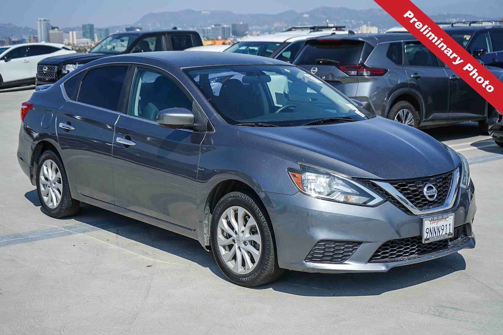 Used 2018 Nissan Sentra SV FWD image 3