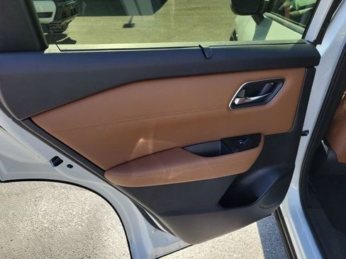 New 2026 Nissan Rogue Platinum w/ Platinum Premium Package image 26