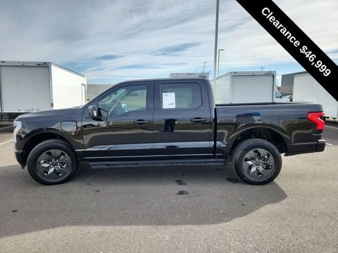 Used 2025 Ford F150 Lightning Flash image 5