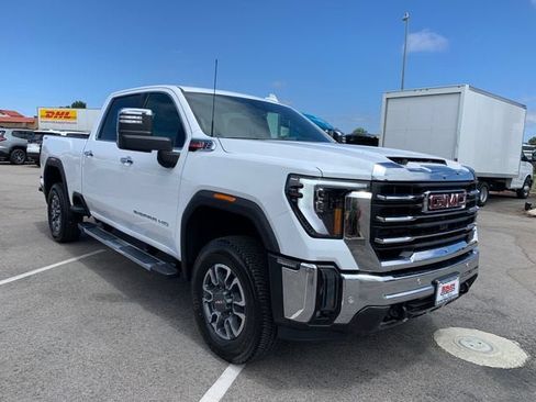 New 2026 GMC Sierra 2500 SLT w/ SLT Convenience Package AWD/4WD image 5