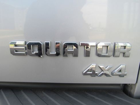 Used 2012 Suzuki Equator Sport AWD/4WD image 35