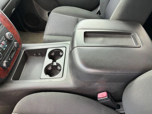 Used 2013 Chevrolet Suburban LS w/ Texas Edition RWD image 22