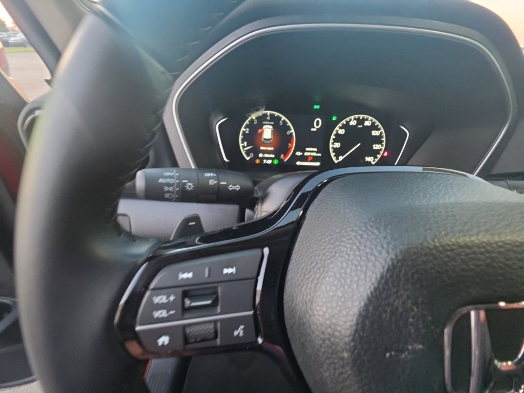 Used 2025 Honda Pilot Touring image 18