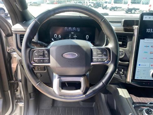 Used 2023 Ford Expedition Max Platinum AWD/4WD image 18