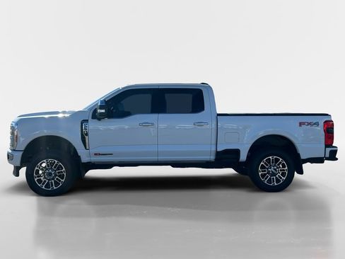 Used 2026 Ford F250 Platinum w/ Platinum Plus Package image 2