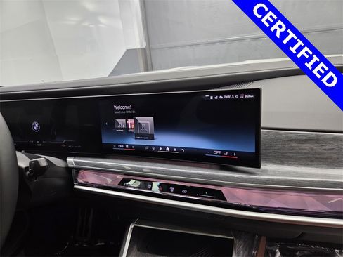 Certified 2024 BMW 760i xDrive w/ Executive Package image 15