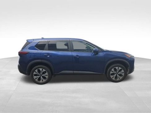 Used 2023 Nissan Rogue SV image 6