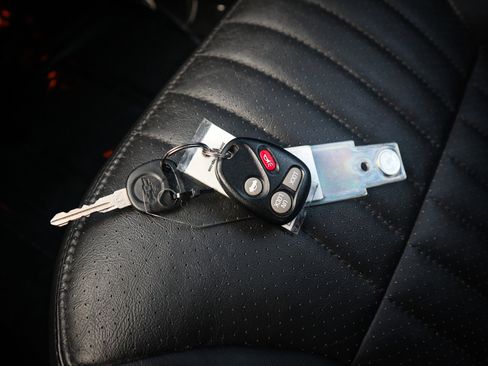 Used 2004 Chevrolet Monte Carlo SS image 34