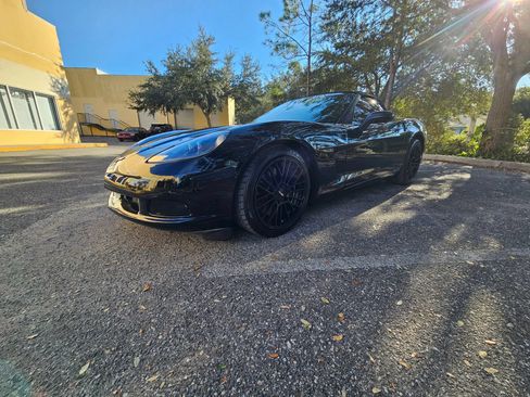 Used 2013 Chevrolet Corvette Convertible w/ 2LT Preferred Equipment Group RWD image 6