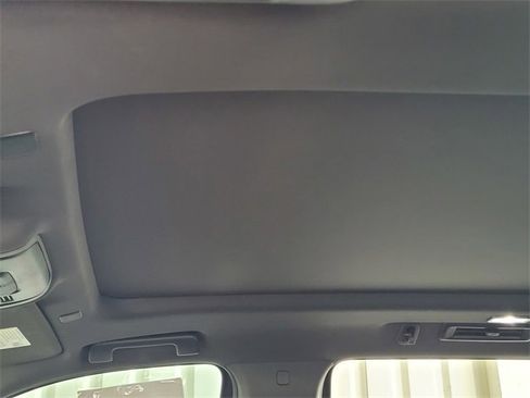 Used 2021 GMC Yukon AT4 image 14