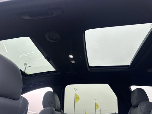 Used 2023 Buick Enclave Premium w/ Experience Buick Package AWD/4WD image 26