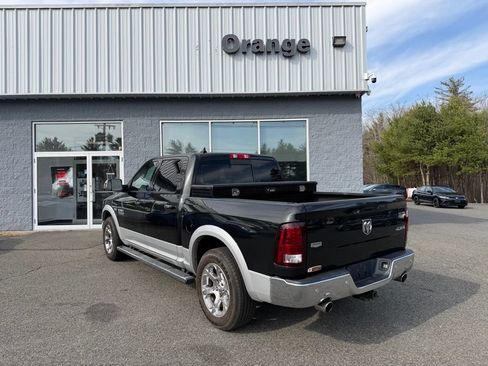 Used 2017 RAM 1500 Laramie w/ Convenience Group AWD/4WD image 4