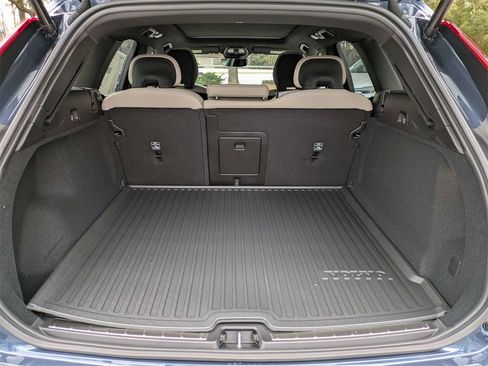 New 2026 Volvo XC60 B5 Plus w/ Protection Package Premier image 13