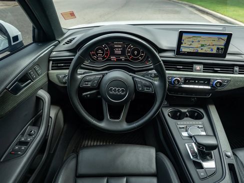 Used 2019 Audi A4 2.0T Premium Plus w/ Premium Plus Package AWD/4WD image 18