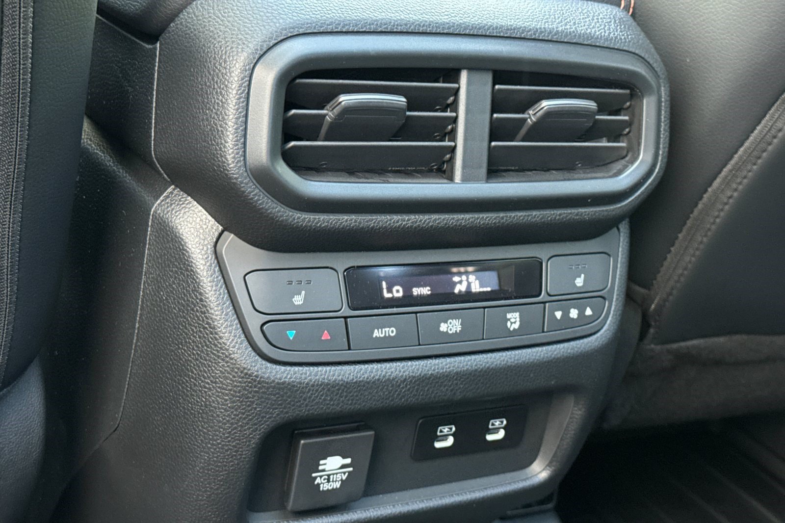 New 2026 Honda Pilot TrailSport image 34