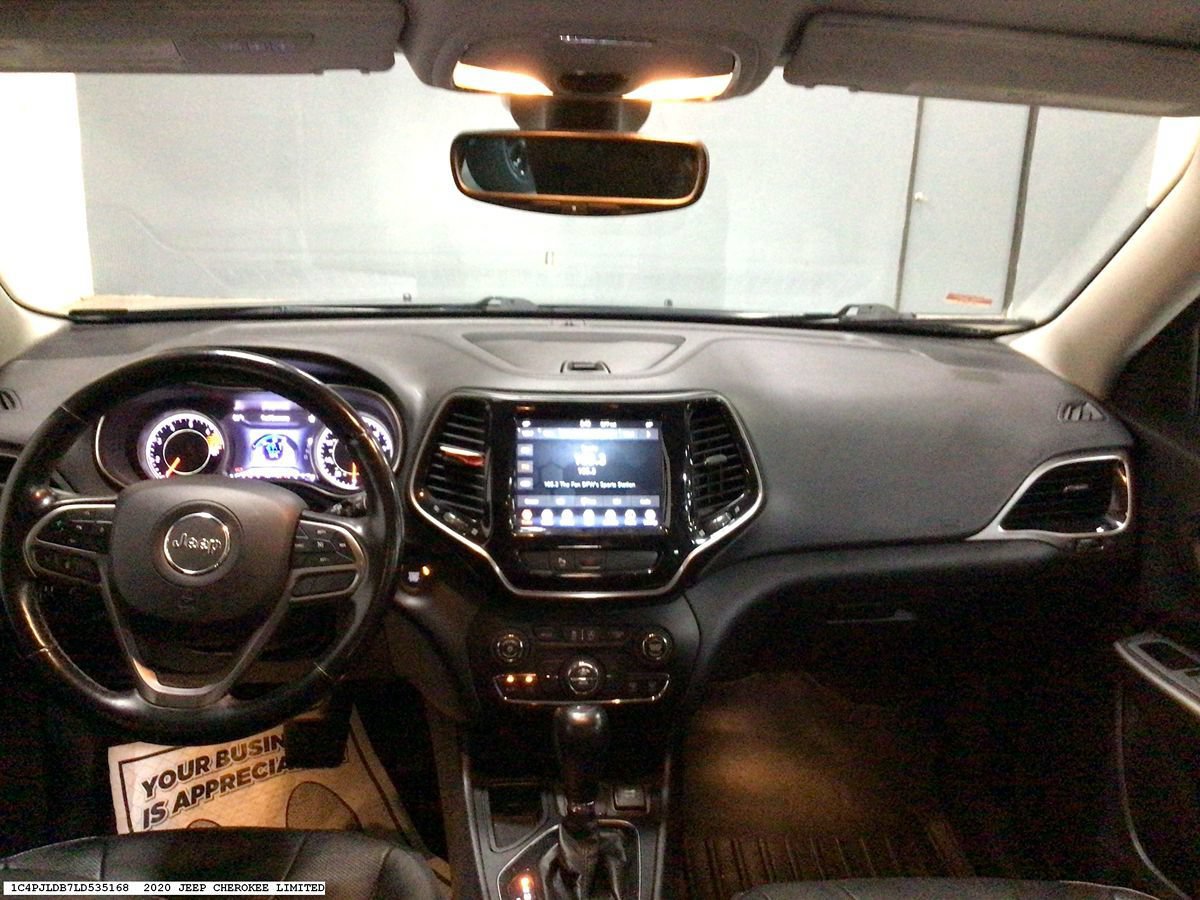 Used 2020 Jeep Cherokee Limited FWD image 12