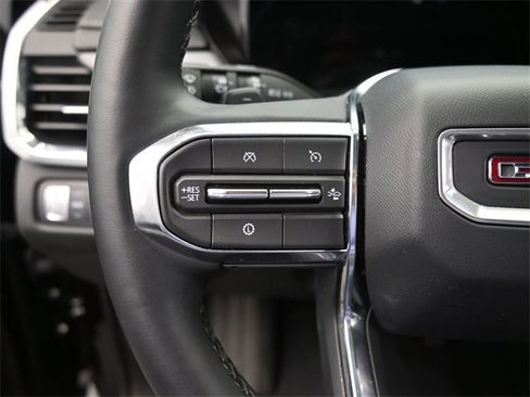 Certified 2025 GMC Acadia Elevation image 33