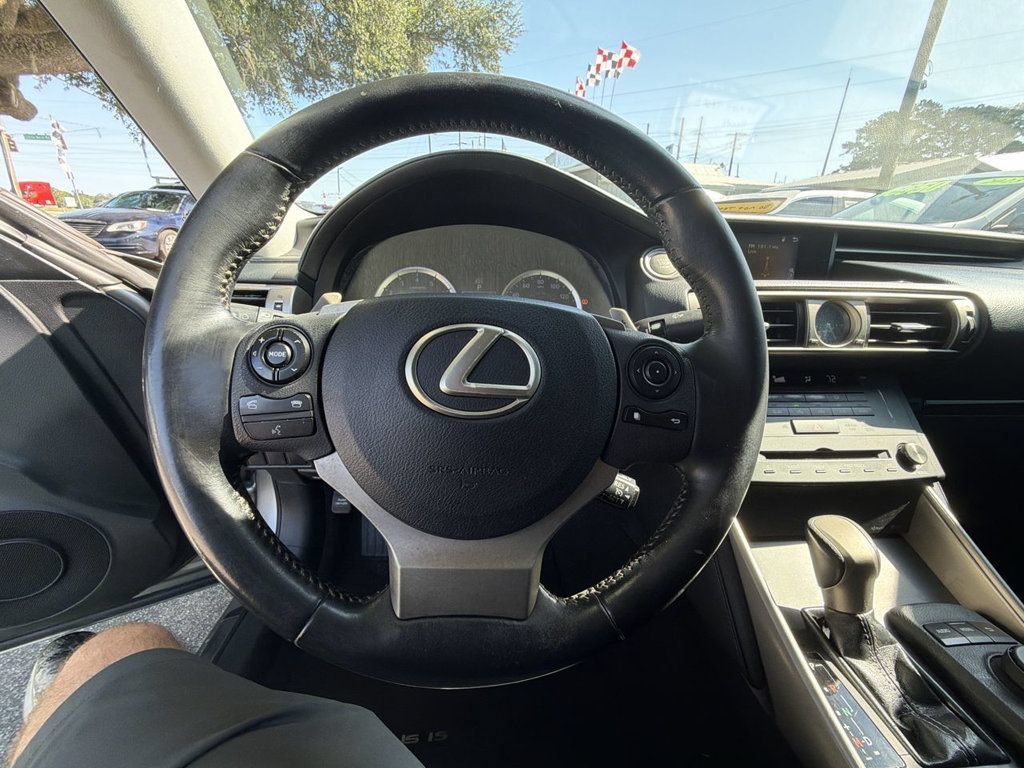 Used 2015 Lexus IS 250 RWD image 14