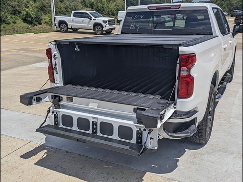 New 2026 Chevrolet Silverado 1500 RST w/ Convenience Package II AWD/4WD image 12