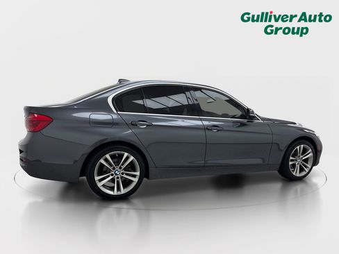 Used 2018 BMW 330i xDrive Sedan w/ Convenience Package AWD/4WD image 9