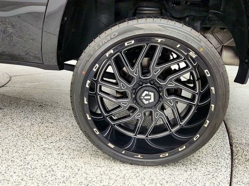 Used 2019 RAM 1500 Laramie image 9