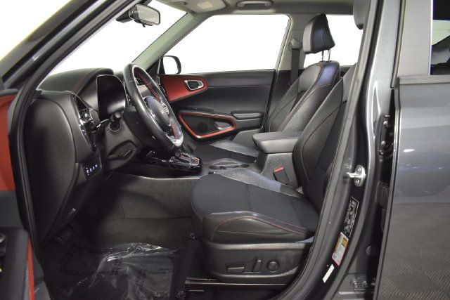 Used 2024 Kia Soul GT-Line w/ Option Group 020 FWD image 12
