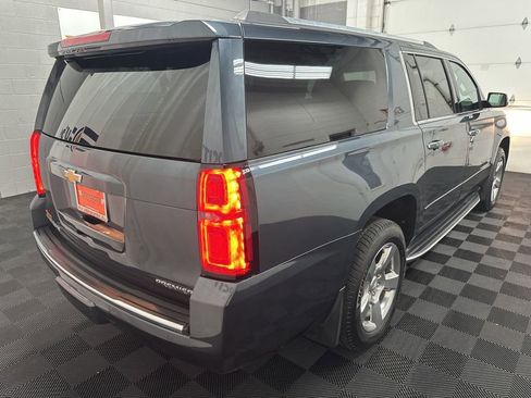 Used 2020 Chevrolet Suburban Premier image 9