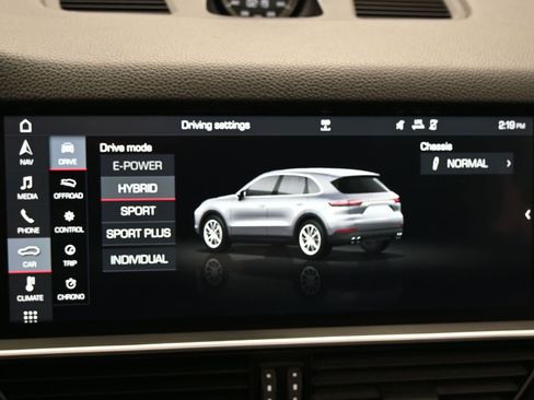 Used 2019 Porsche Cayenne E-Hybrid AWD/4WD image 26