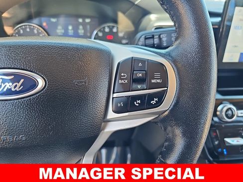 Used 2023 Ford Explorer Limited AWD/4WD image 19