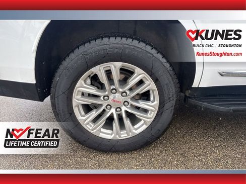 Used 2023 GMC Yukon SLT image 14