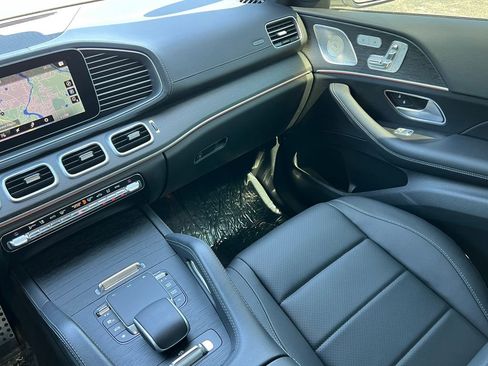 Used 2023 Mercedes-Benz GLS 450 4MATIC image 33