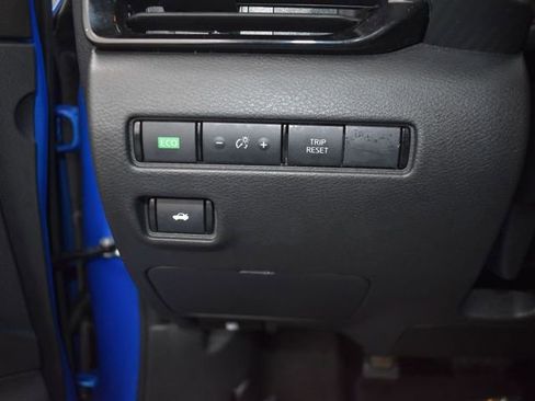 Used 2024 Nissan Sentra SV image 14