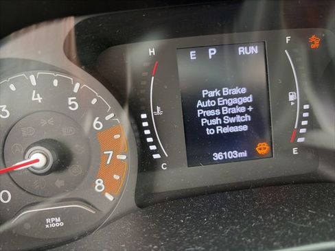 Used 2022 Jeep Compass Latitude w/ Sun and Sound Group FWD image 12