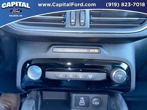 New 2026 Ford Escape SE FWD image 33