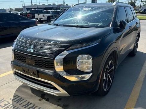 Used 2022 Mitsubishi Outlander SEL AWD/4WD image 2