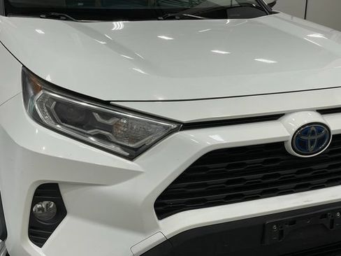 Used 2019 Toyota RAV4 XLE AWD/4WD image 41